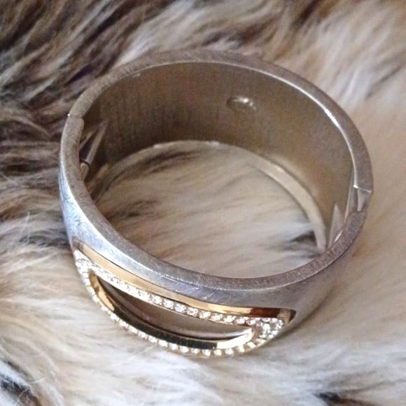 AMRITA SINGH | Swarovski Pave Crystals Gold Silver Tone Hinge Bracelet - Picture 6 of 6